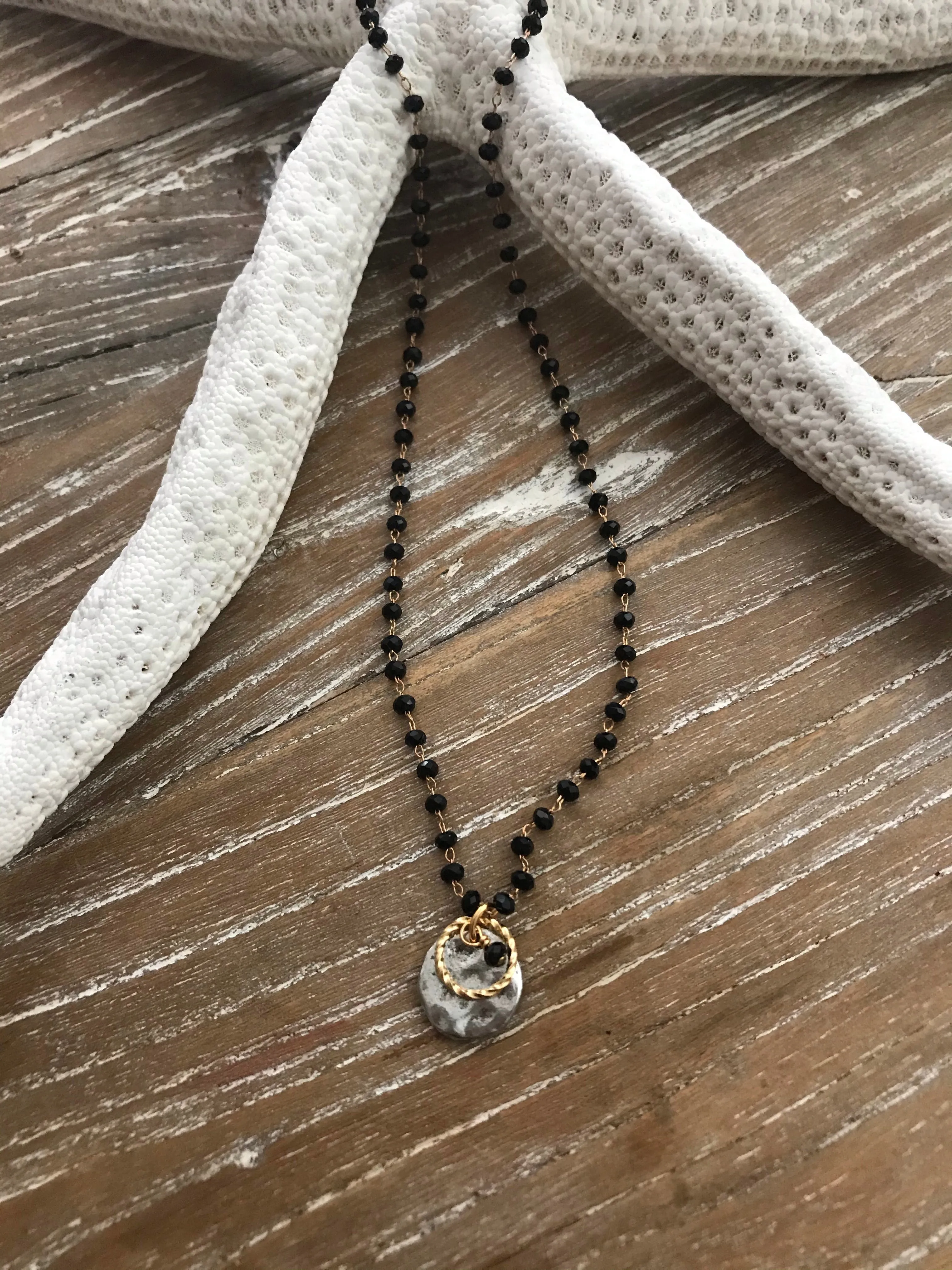 Alice Necklace in Black