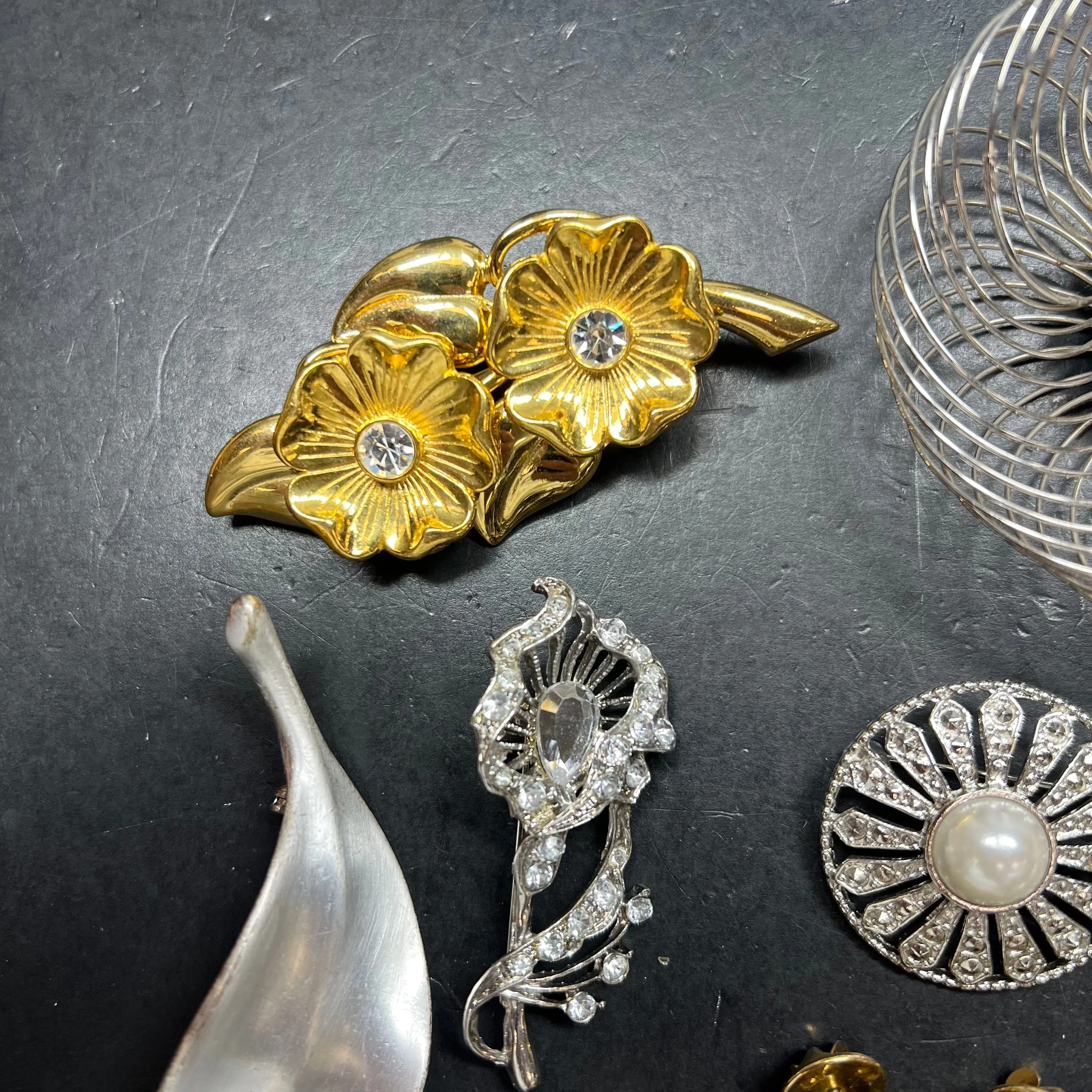 Assorted Bling Styles Gold Silver Tone Brooches Pins
