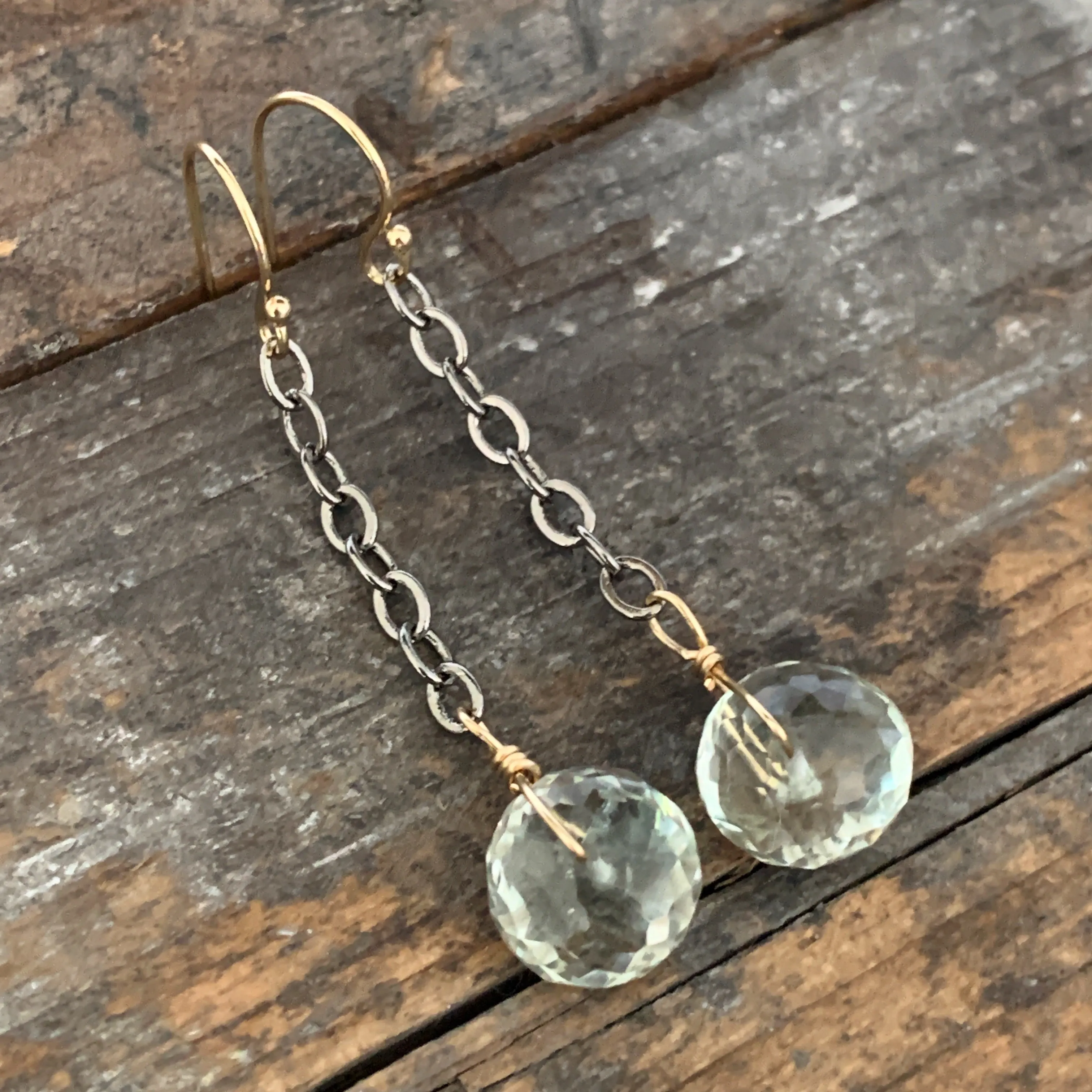 Chain Drop Gem Earrings / Green Amethyst