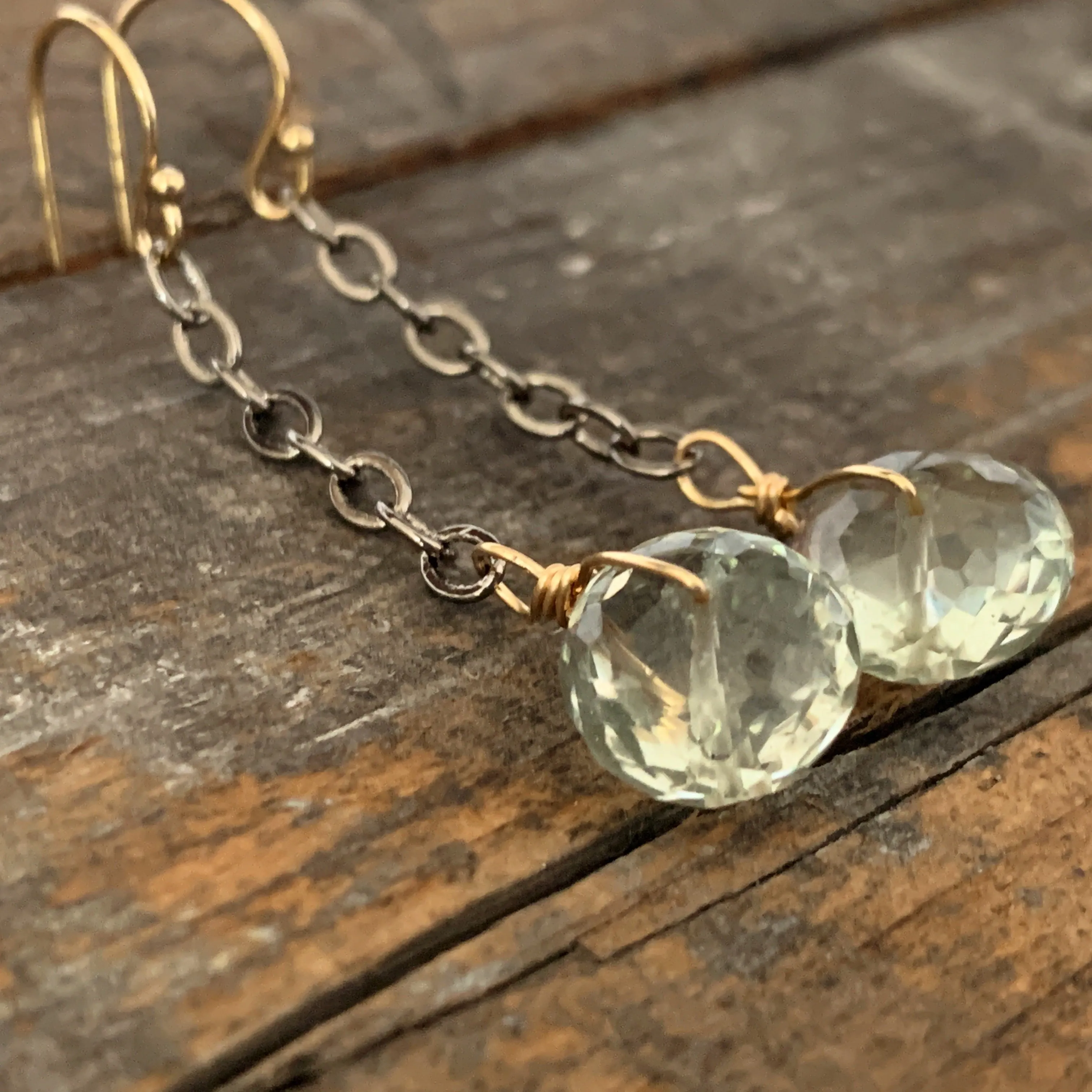 Chain Drop Gem Earrings / Green Amethyst