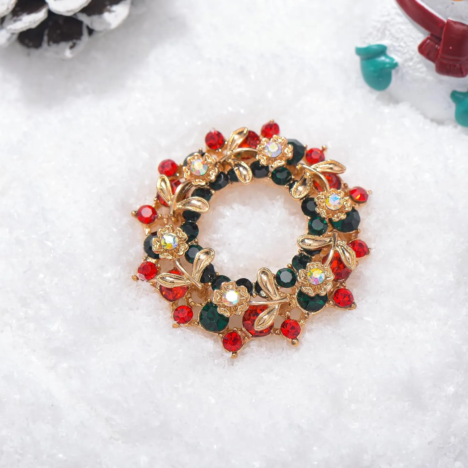 Christmas Brooches for Women Rhinestone Christmas Brooch Pin for Costume Accessories Christmas Gifts for Wife Mom Sister