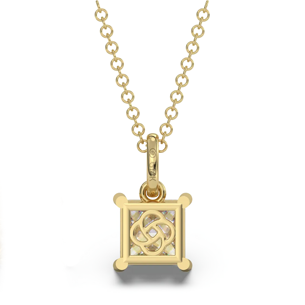 Classica VVS1 Princess Cut Moissanite Solitaire Necklace