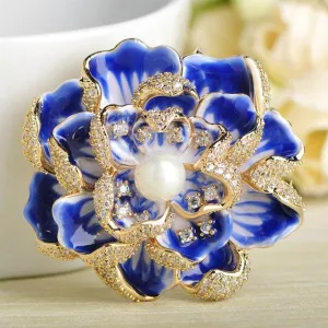 Cubic Zircon Flower Brooches