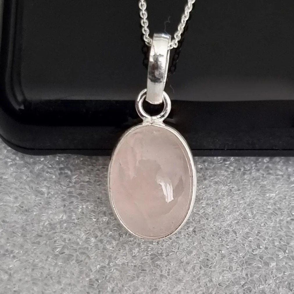 Delicate Oval Rose Quartz 925 Sterling Silver Pendant, P8SRQ