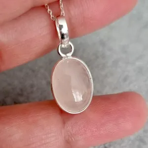 Delicate Oval Rose Quartz 925 Sterling Silver Pendant, P8SRQ