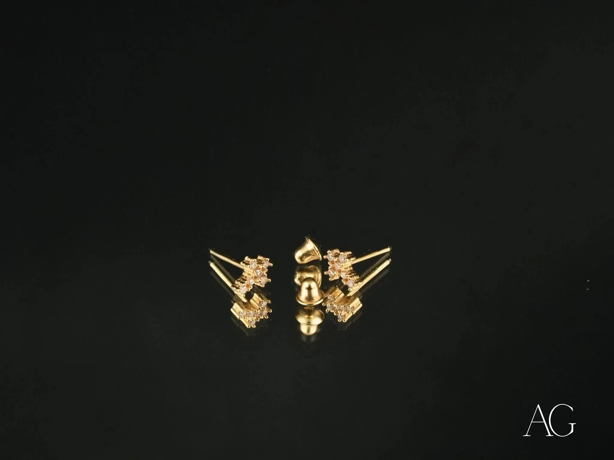 Diamond Cross Earrings – Elegant & Lightweight