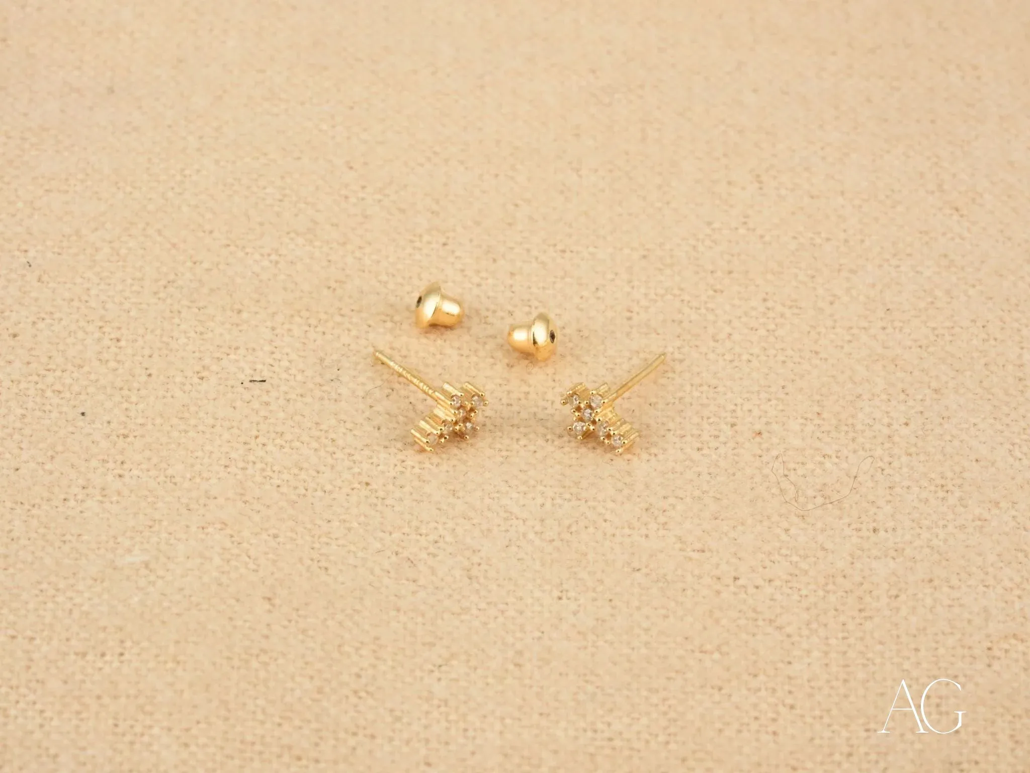 Diamond Cross Earrings – Elegant & Lightweight