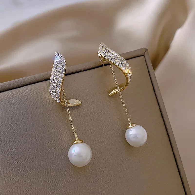 Elegant Flower Zircon Stud Earrings