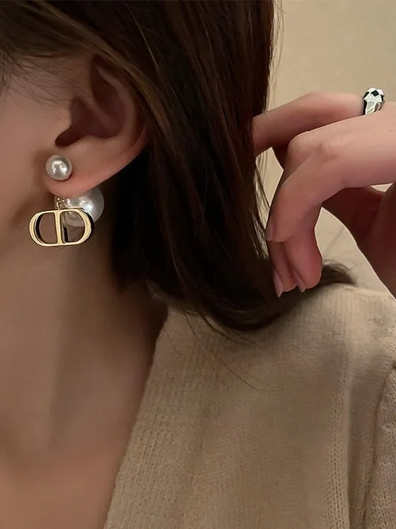 Elegant Pearl Earrings