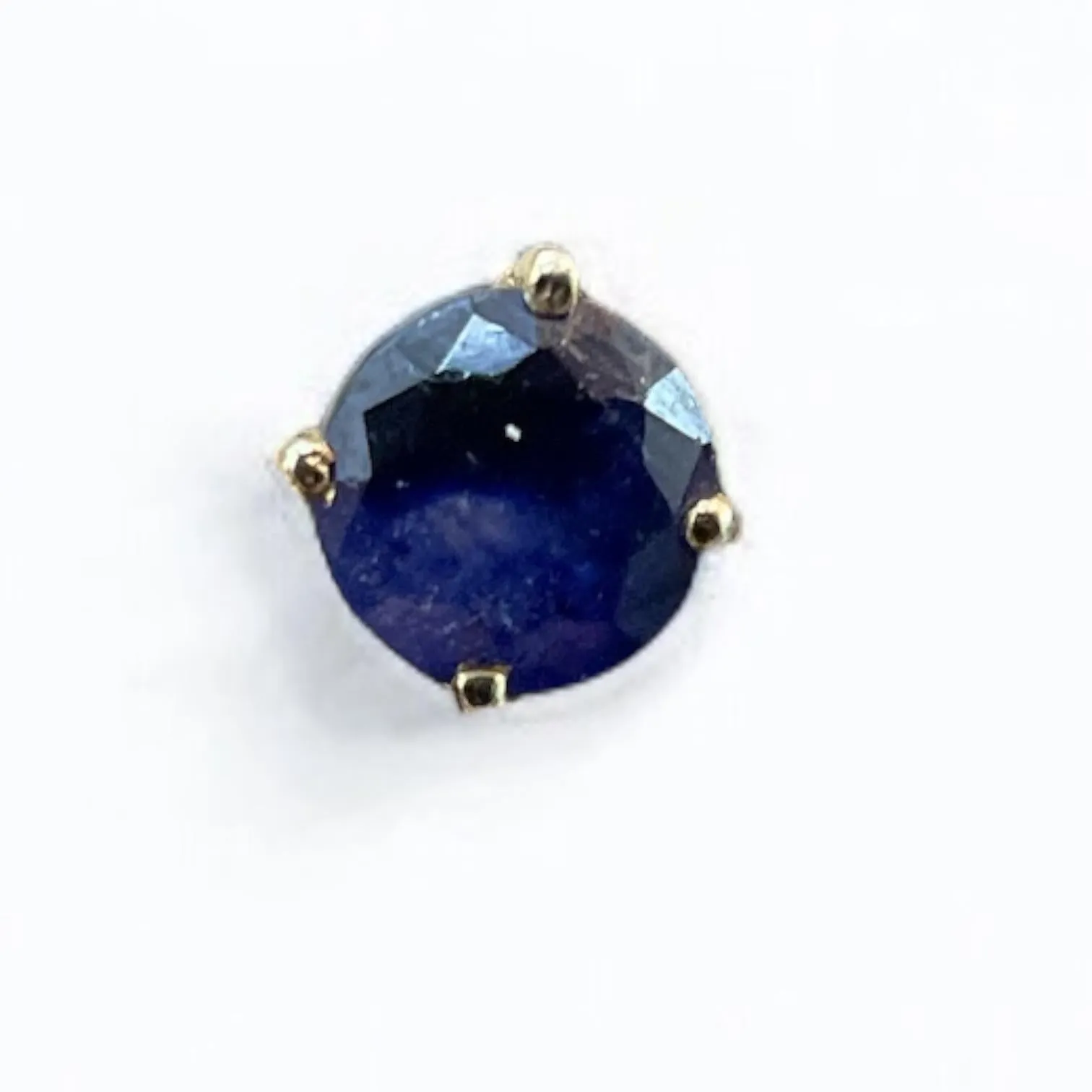 Elegant Yellow Gold Classic Round Sapphire Earrings