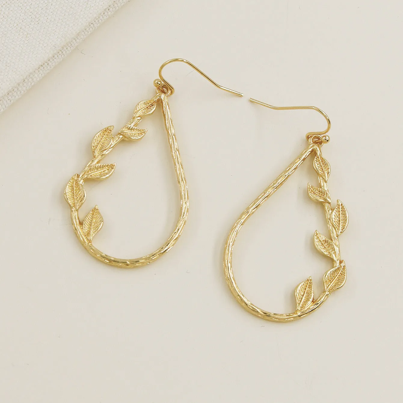Fashionable Alloy Leaf Dangle Earrings - Elegant Vienna Verve Collection