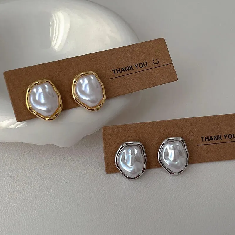 Fashionable Irregular Pearl Stud Earrings for Women