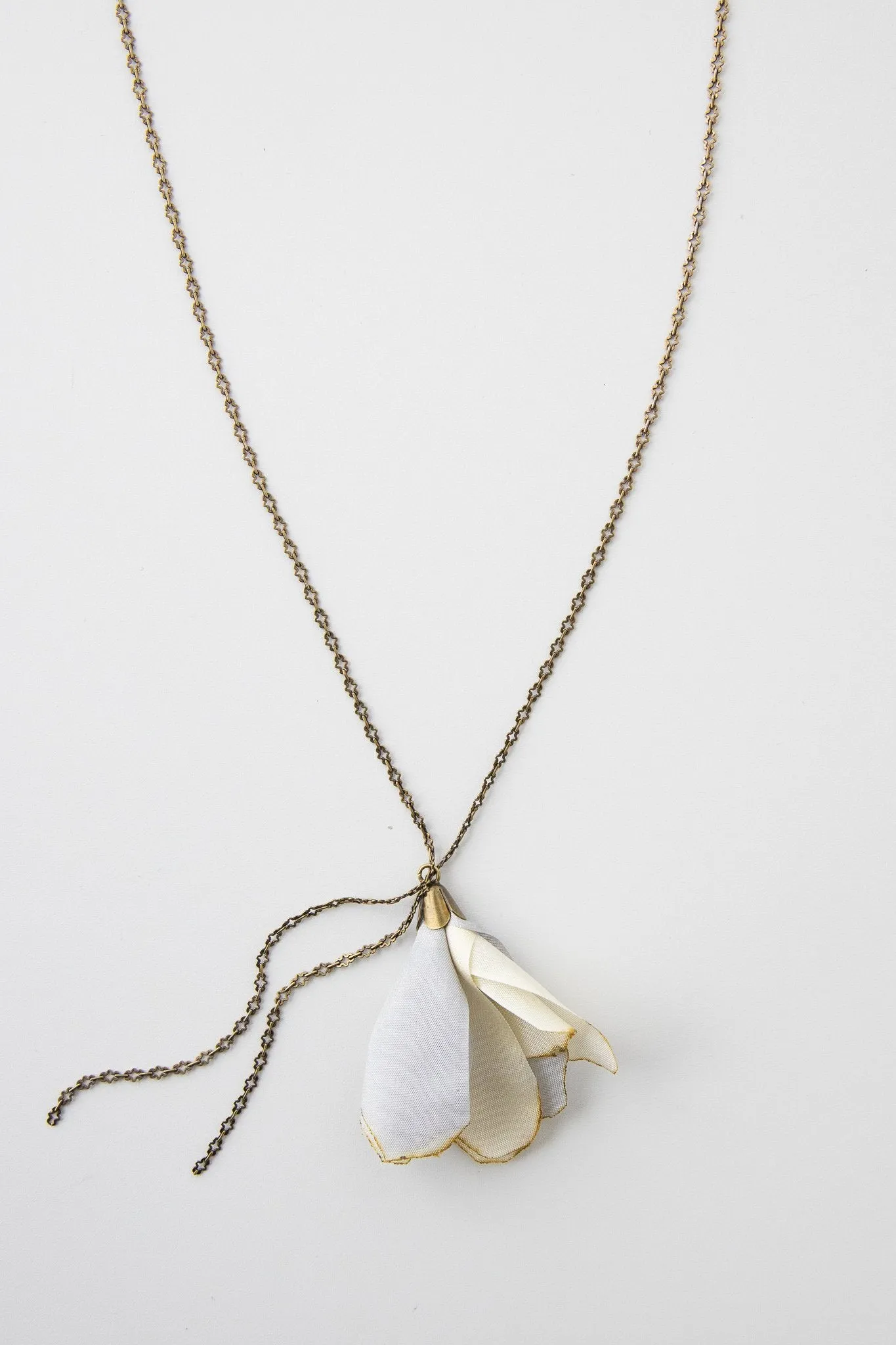 Flora Necklace