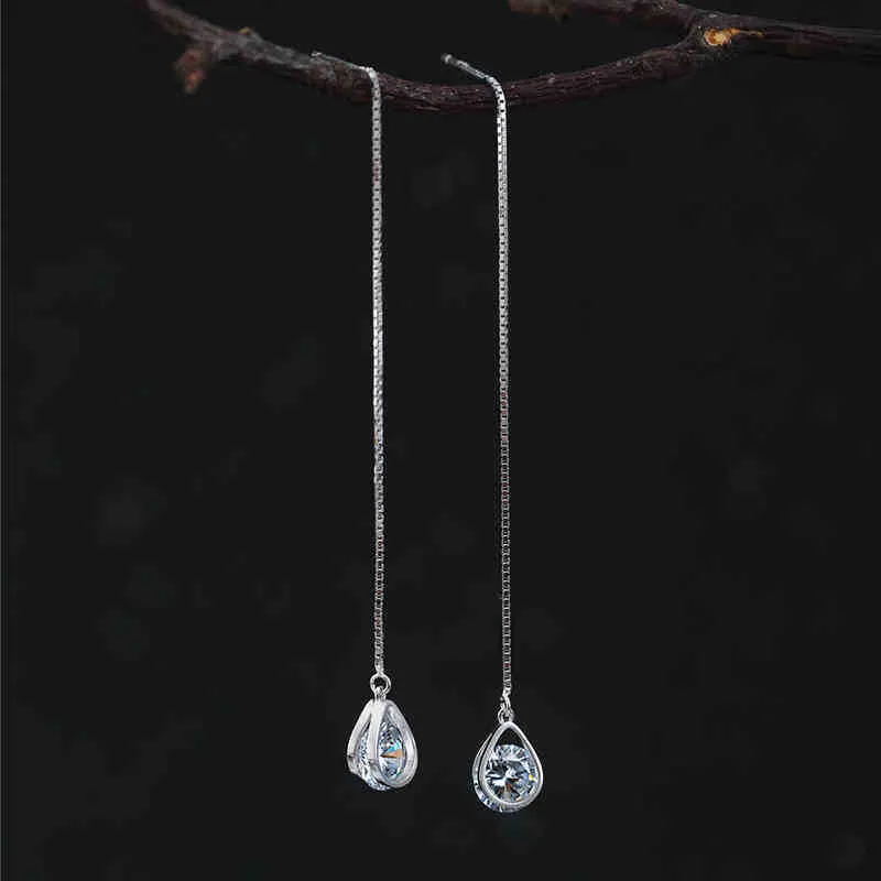 Geometric Long Silver Earring Piercing