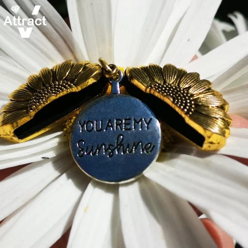 Golden Bloom Sunflower Pendant Necklace