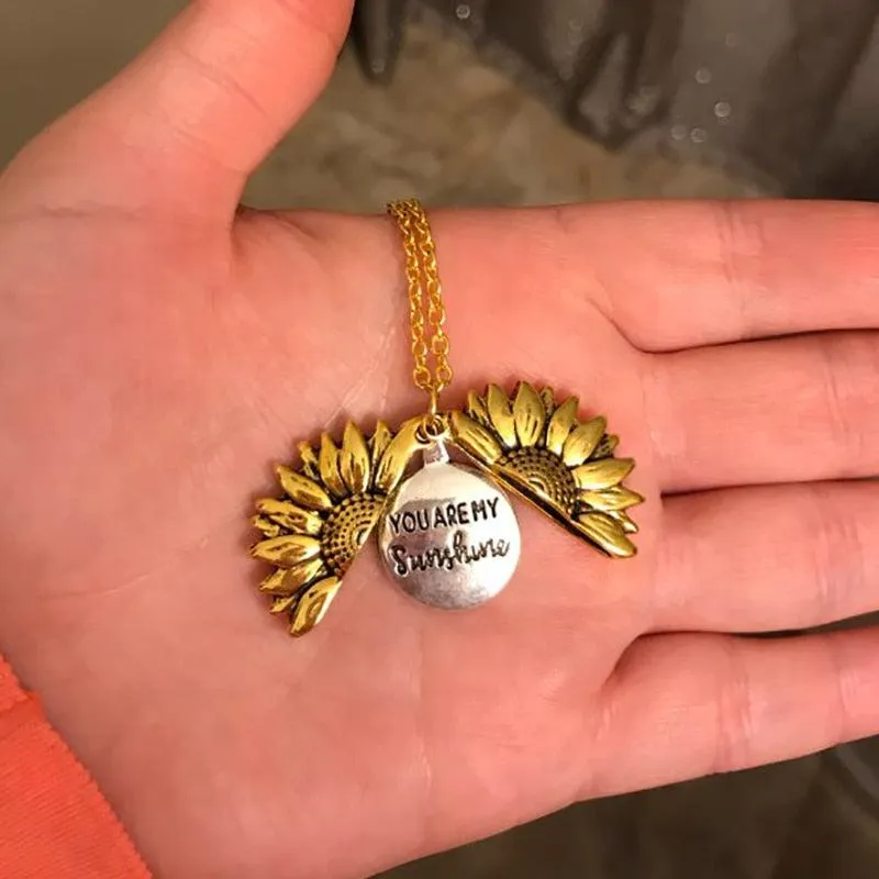 Golden Bloom Sunflower Pendant Necklace