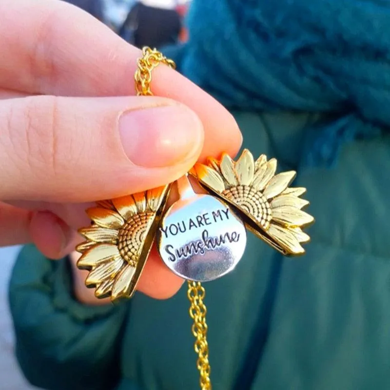 Golden Bloom Sunflower Pendant Necklace