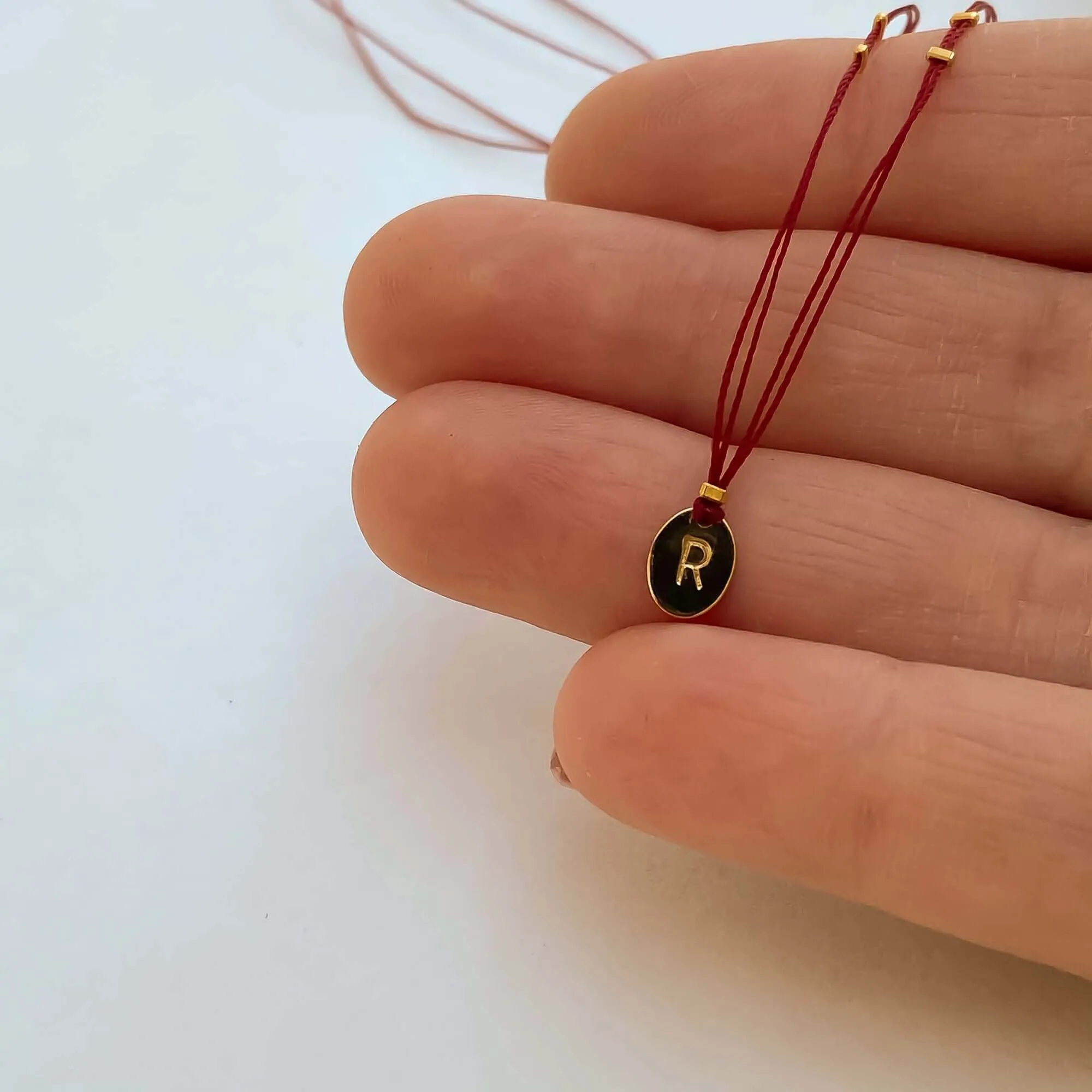 JIVA OVAL THREADED NECKLACE