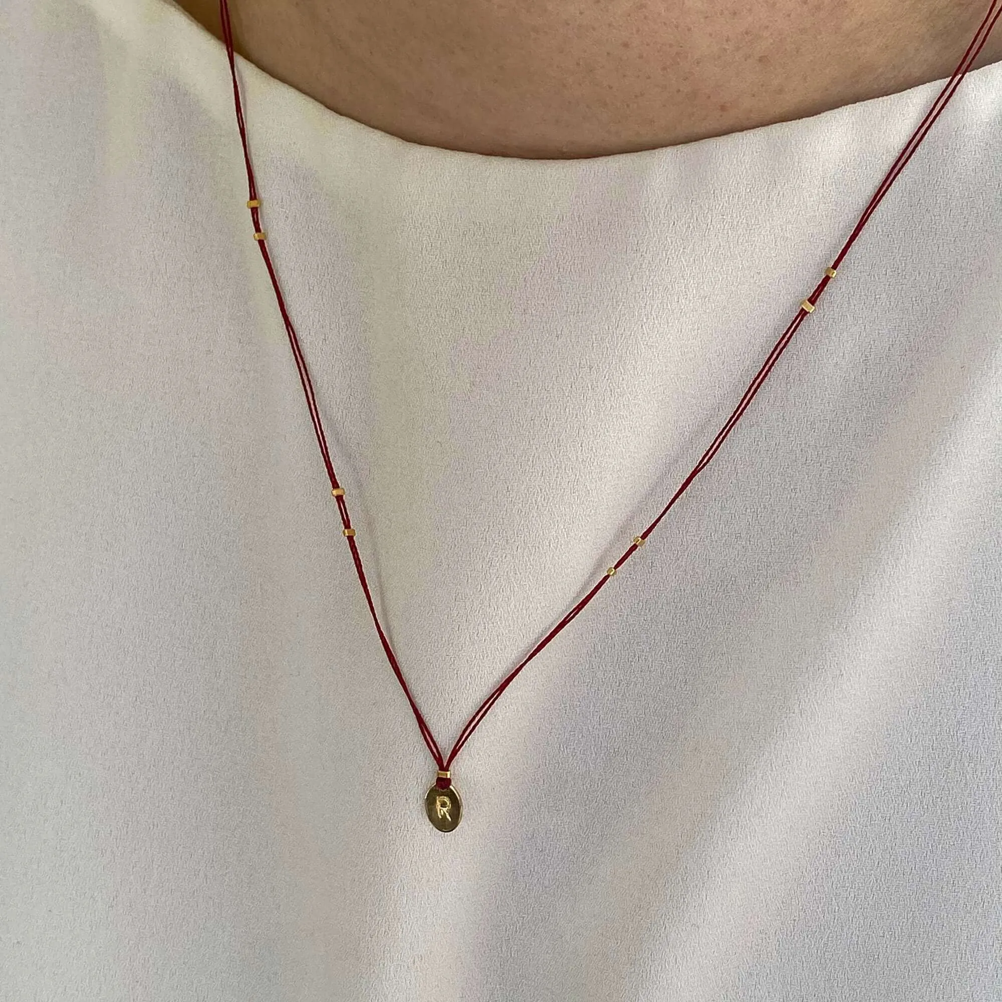 JIVA OVAL THREADED NECKLACE