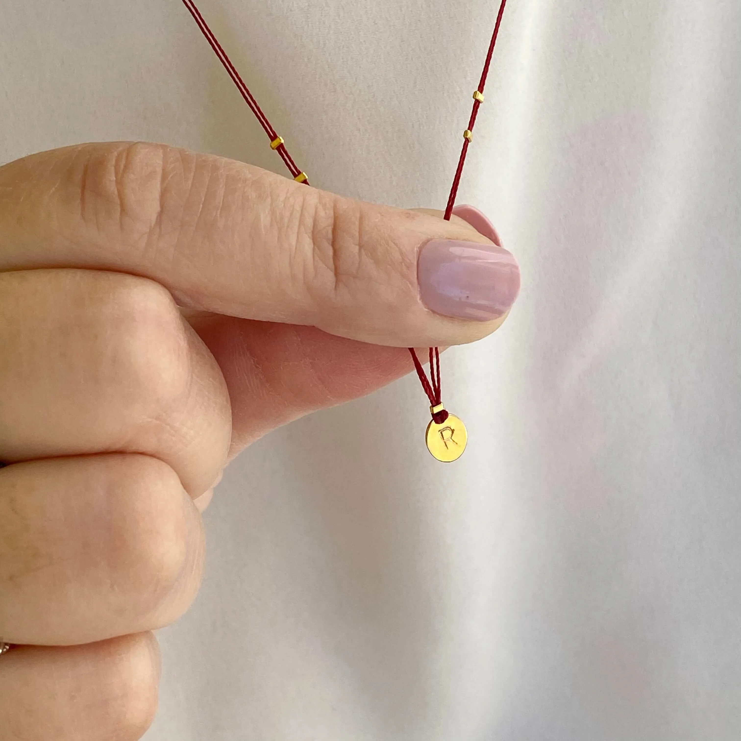 JIVA OVAL THREADED NECKLACE