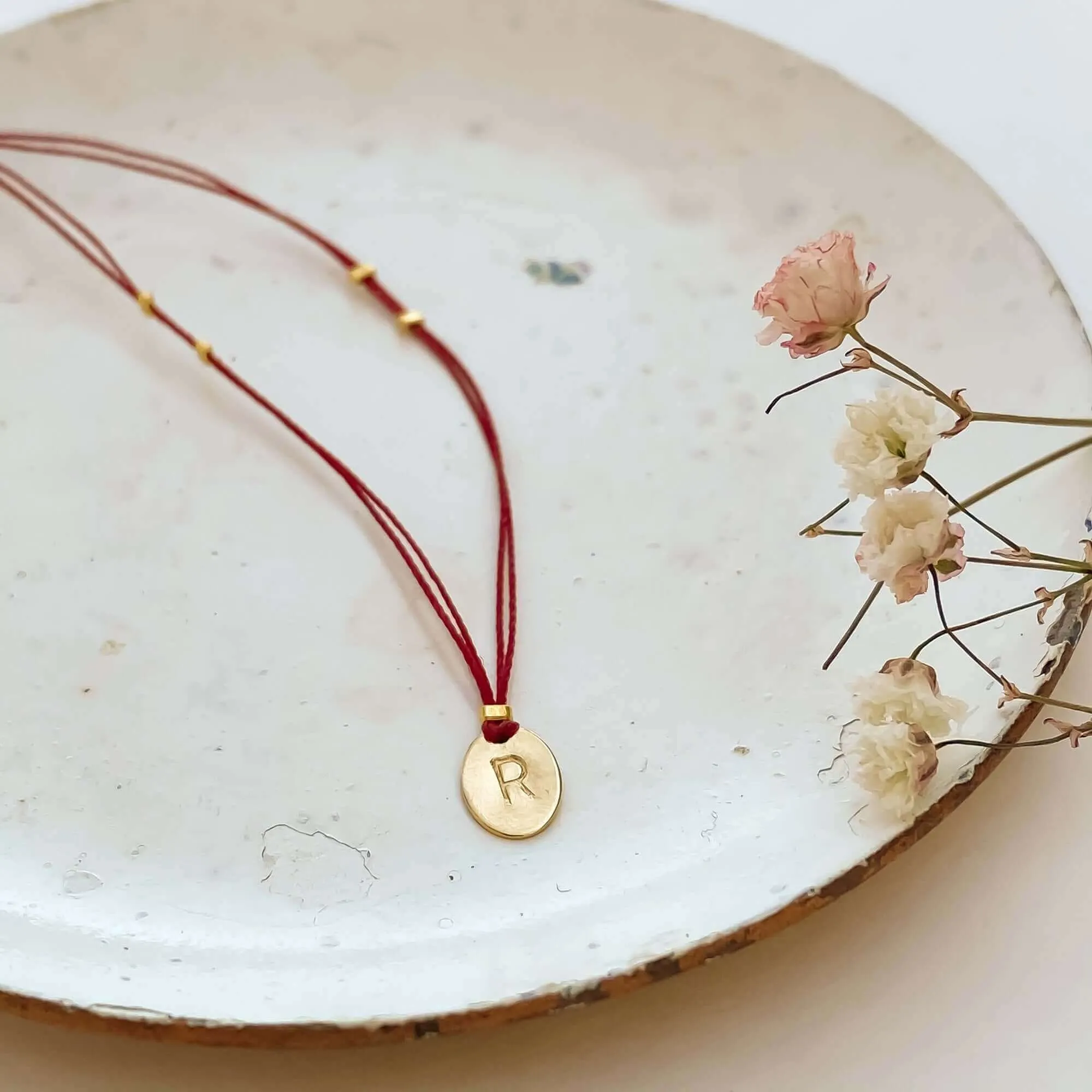 JIVA OVAL THREADED NECKLACE