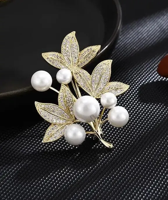 Leaf Rhinestone Gold-Toned Brooch With Synthetic Pearls