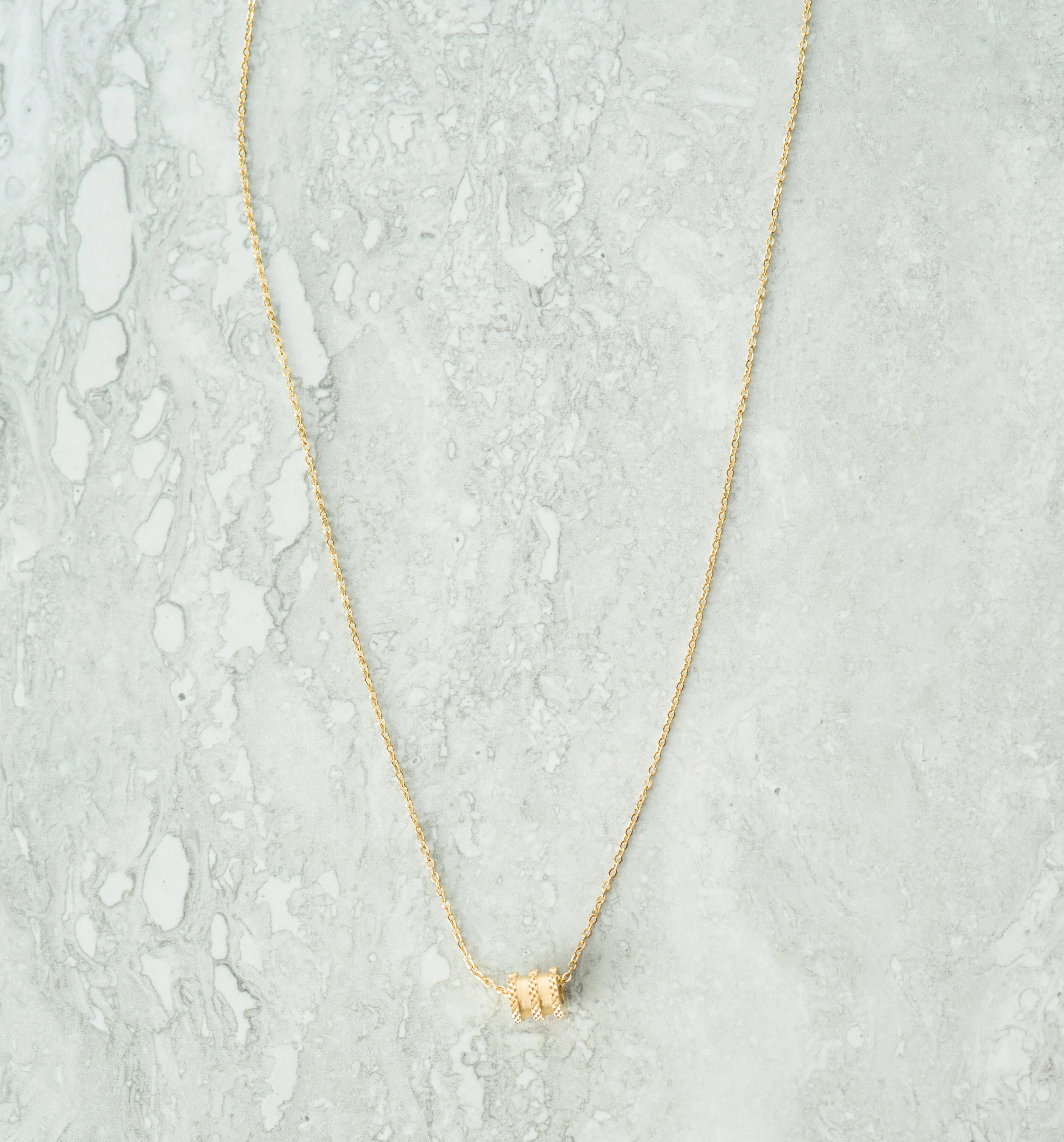 Little bangle of gold necklace