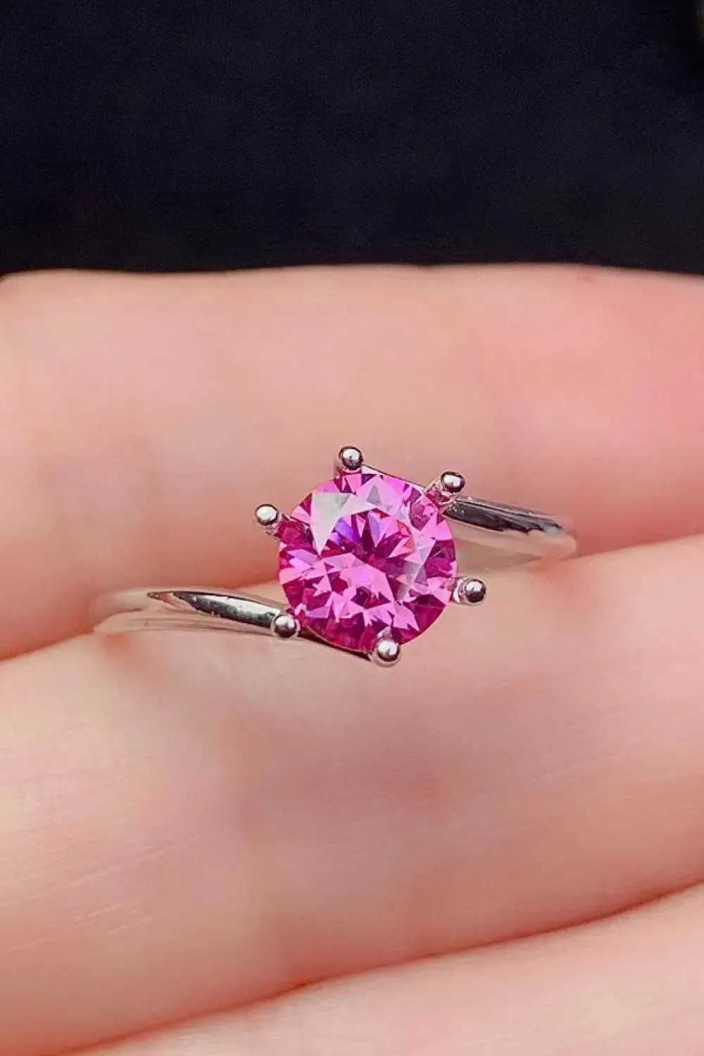LOVCIA Can't Stop Your Shine 1 Carat Moissanite Ring