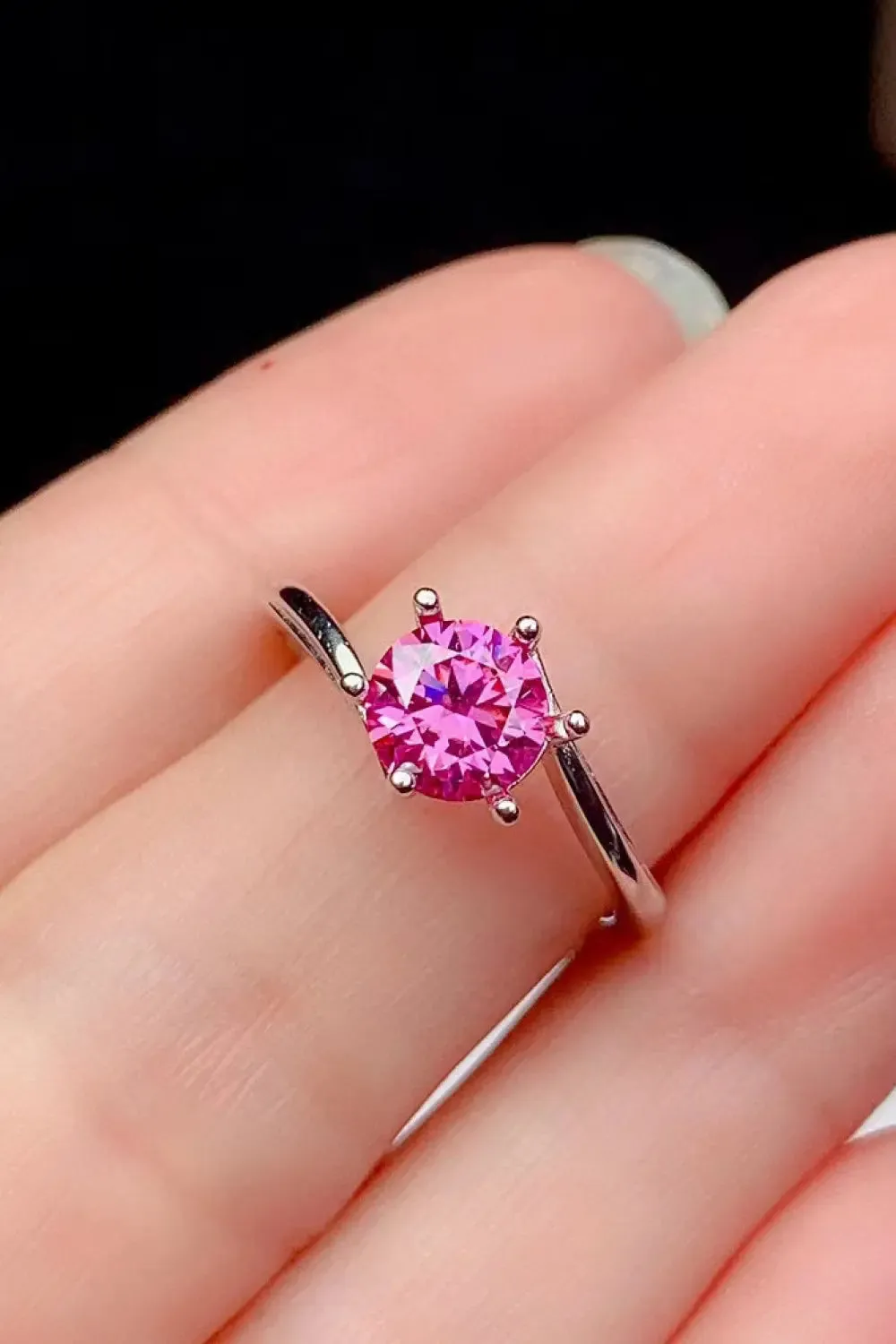 LOVCIA Can't Stop Your Shine 1 Carat Moissanite Ring
