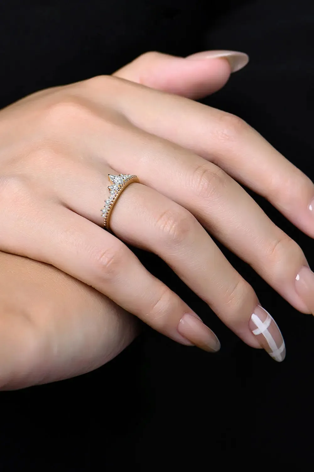 LOVCIA Crown Shape Moissanite Ring