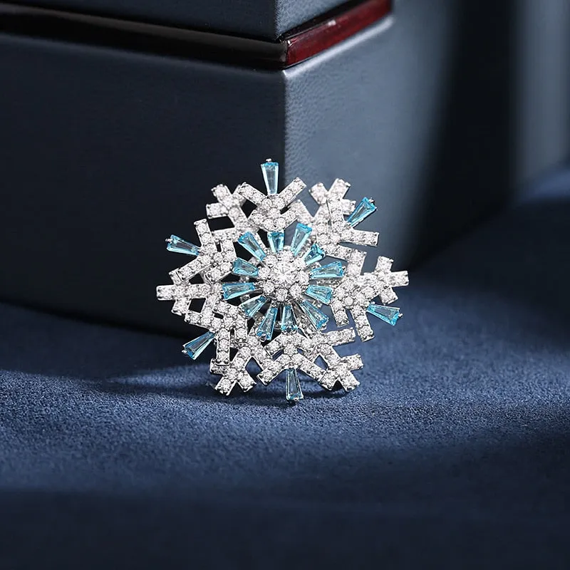 Luxury Copper MicroInlaid Cubic Zirconia Rotatable Snowflake Brooch