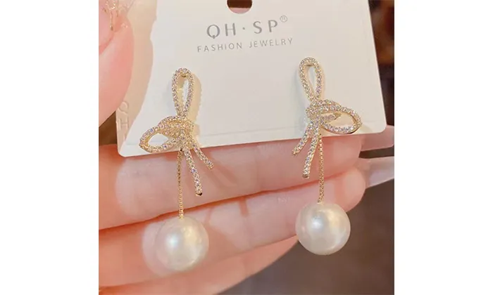 Pearl Fashionable Earrings