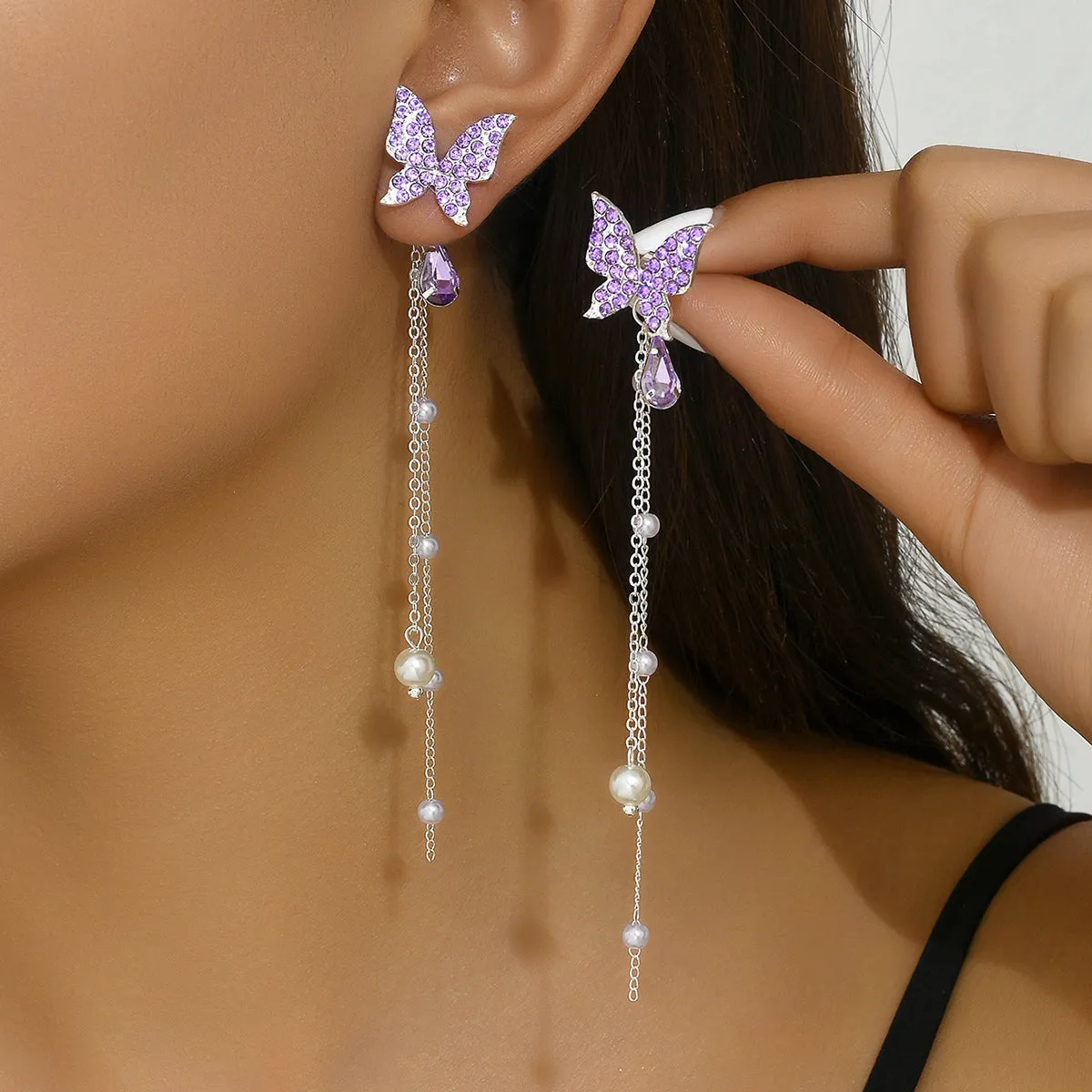 Pearl Fashionable Earrings