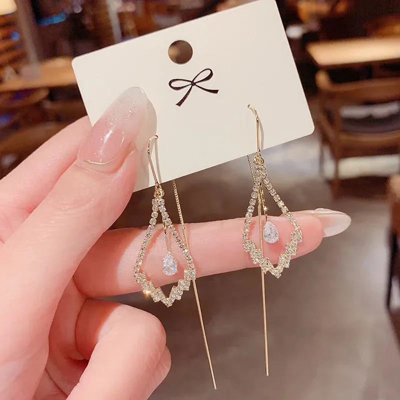 Round Bar Tassel Pearl Earrings