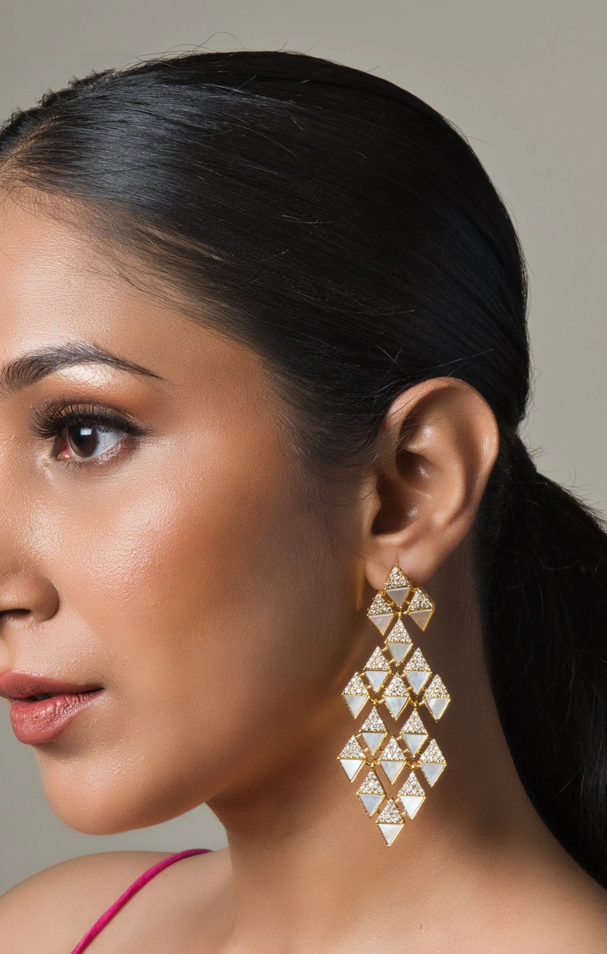 Shell Pearl Chandelier Party Earrings