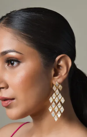 Shell Pearl Chandelier Party Earrings