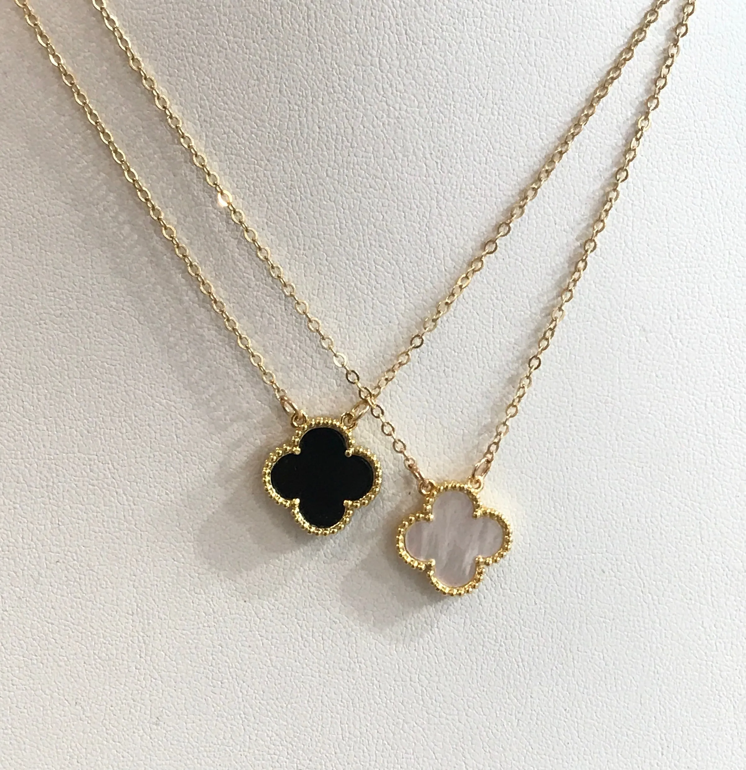 Single Clover Necklace