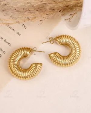 Stormi Fashionable Studs
