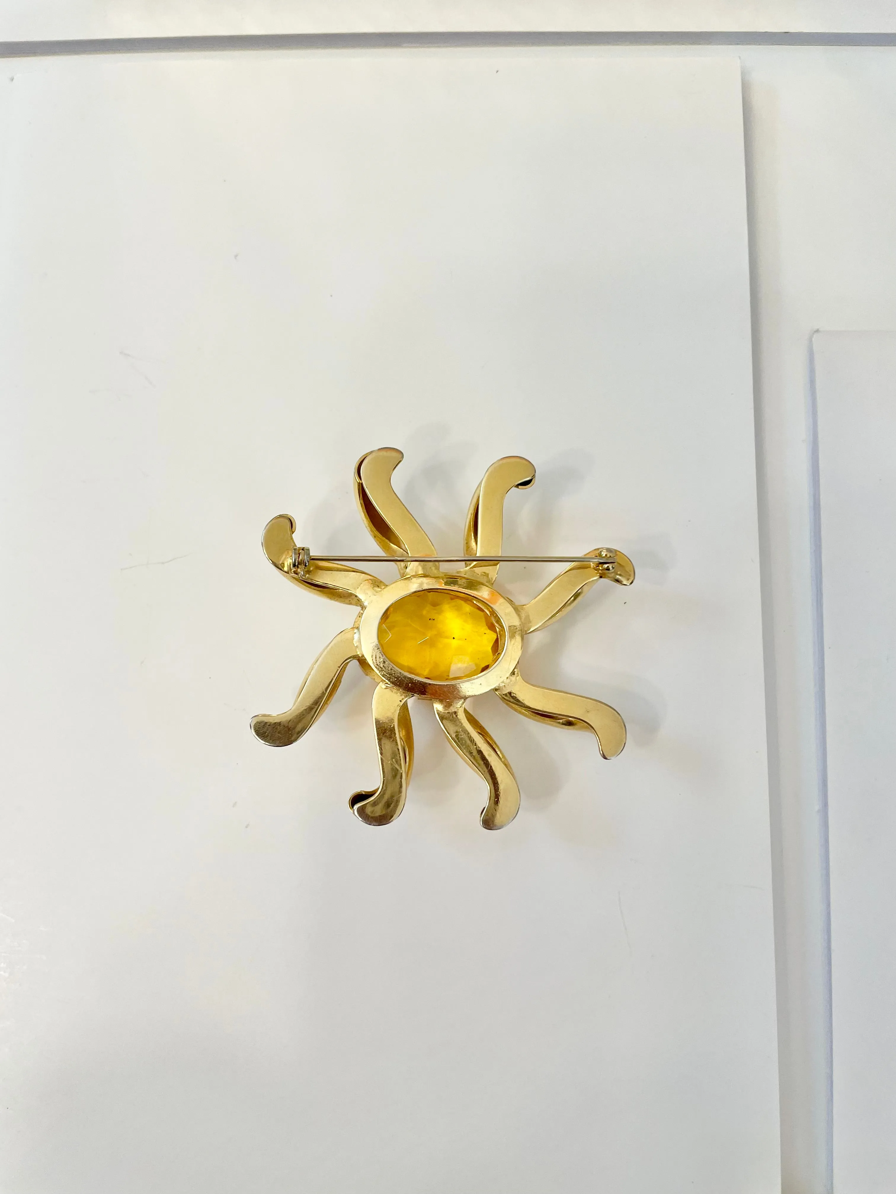 The most divine citrine glass, starburst gold classy brooch...