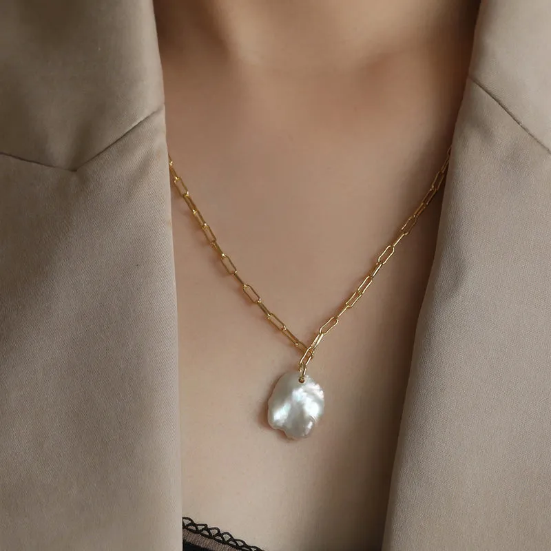 Thick Chain Natural Baroque Pearl Necklace