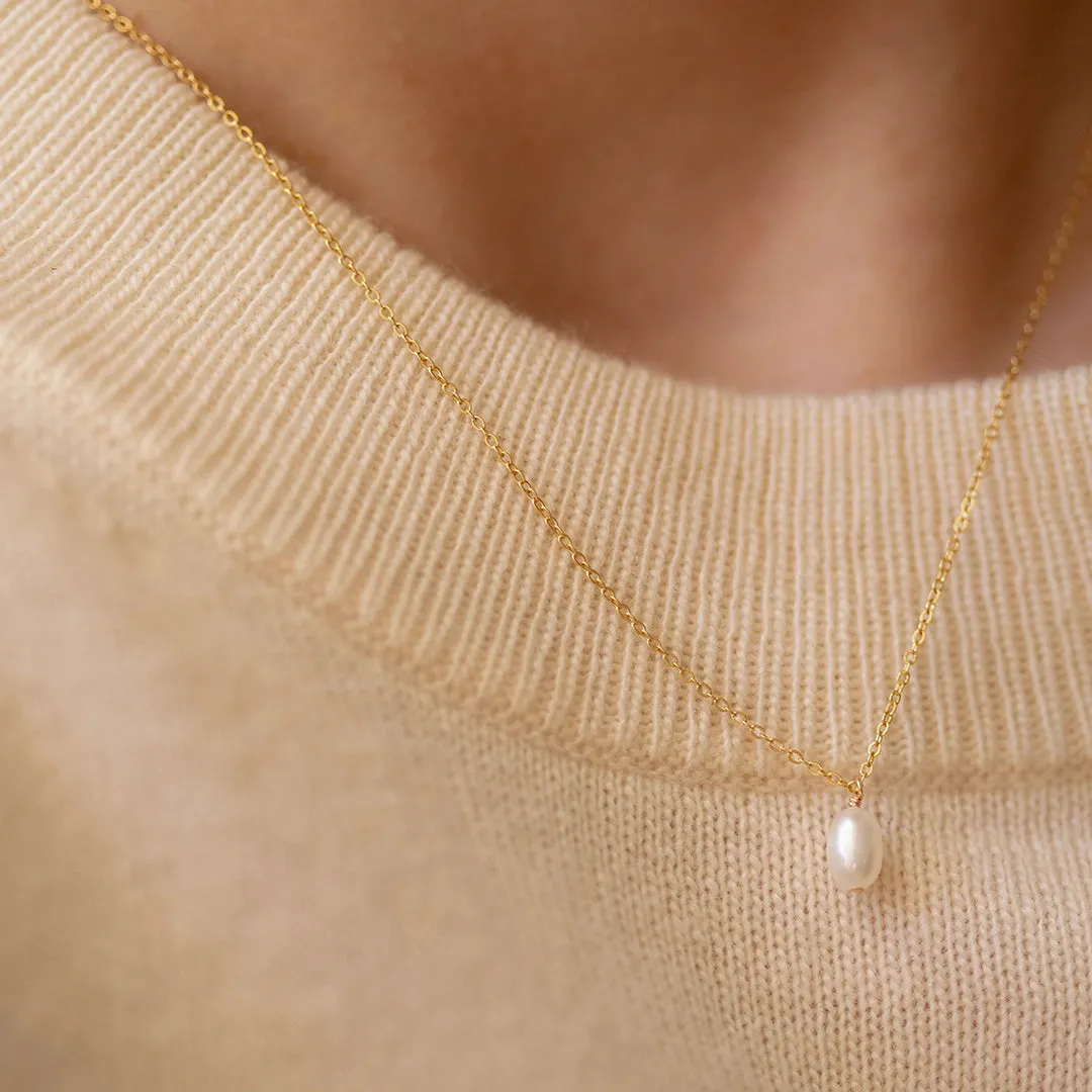 Tiny Pearl Necklace