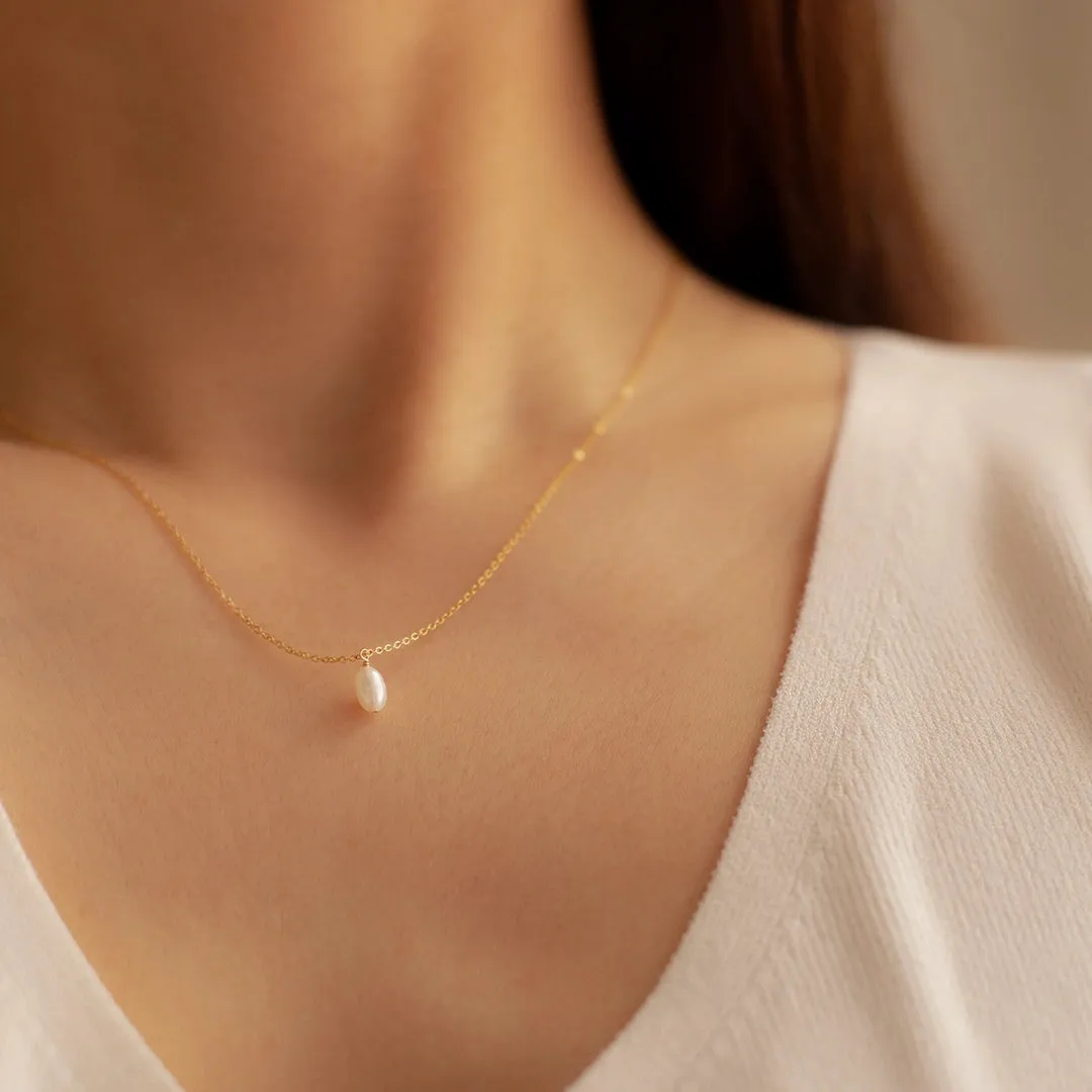 Tiny Pearl Necklace