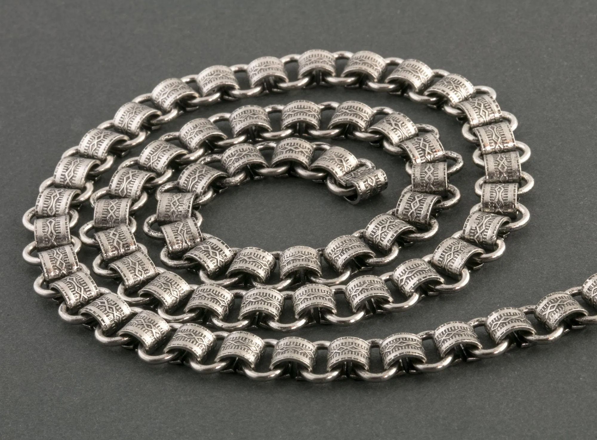 Vintage style antique silver plated embossed solid brass book chain per foot. b12-chn578s