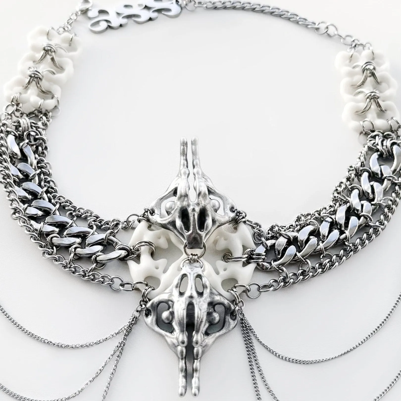 White Pelvis Bone Chains Necklace
